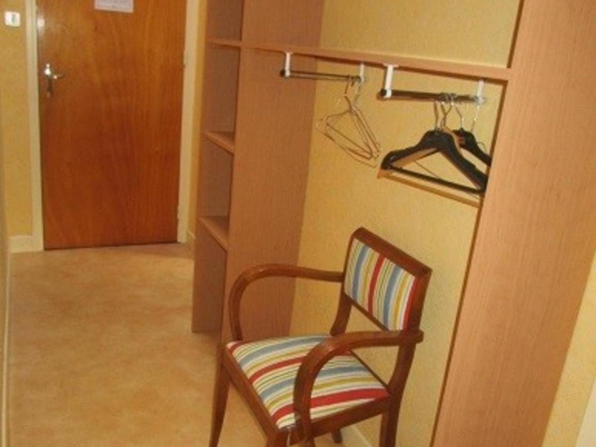 Appartement 2 Chambres, 8 Couchages, Centre-Ville Cauterets, Wifi Gratuit, Parking A Proximite - Fr-1-234-89 Екстер'єр фото