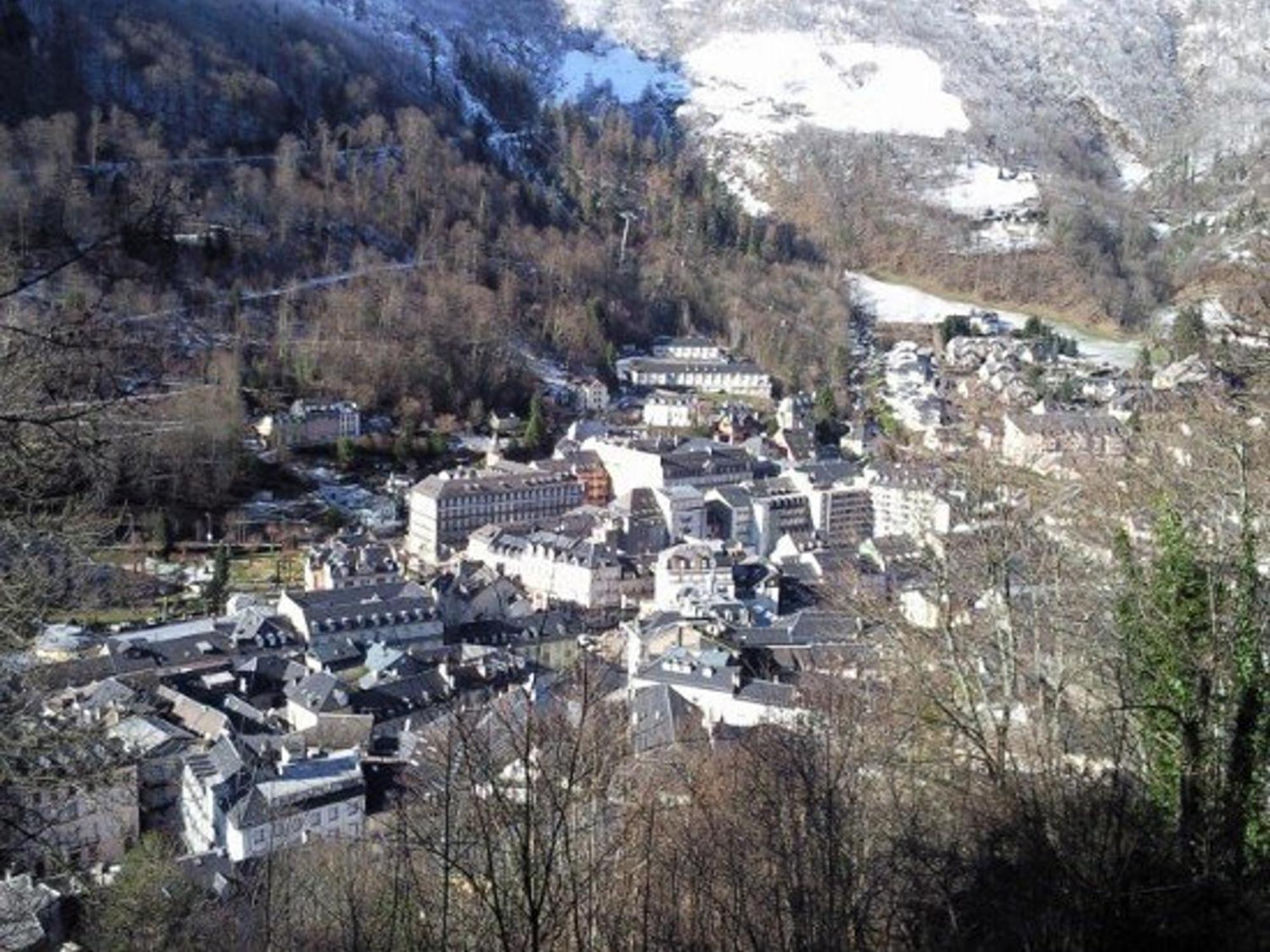 Appartement 2 Chambres, 8 Couchages, Centre-Ville Cauterets, Wifi Gratuit, Parking A Proximite - Fr-1-234-89 Екстер'єр фото
